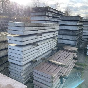 Betonplaten met gleuven 100 mm
